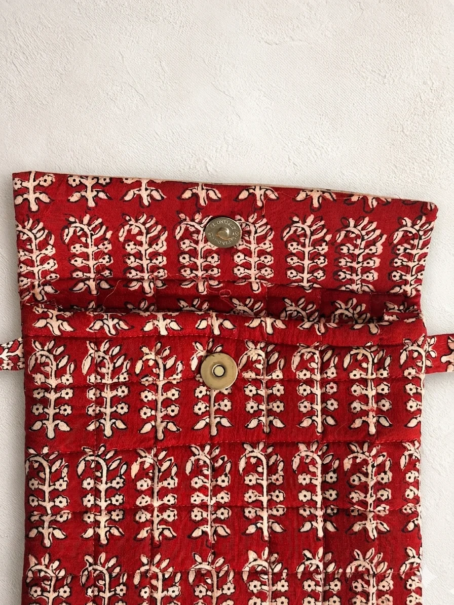 Gemini_Generated_Image_bztkf7bztkf7bztk Red Buti Bagh Handblock Print Cotton Sling Bag